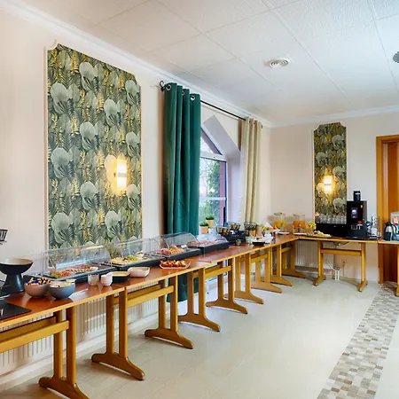 Apfelbluete Hotel 3*