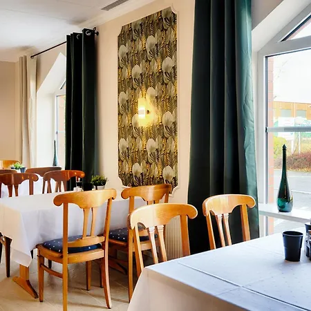 Apfelbluete Hotel Stralsund